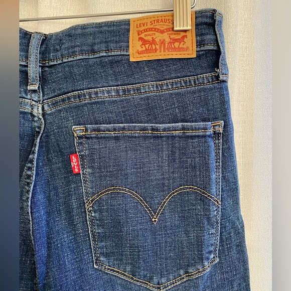 Levi’s 725 high-rise boot cut jeans size 30 - Picture 5 of 5